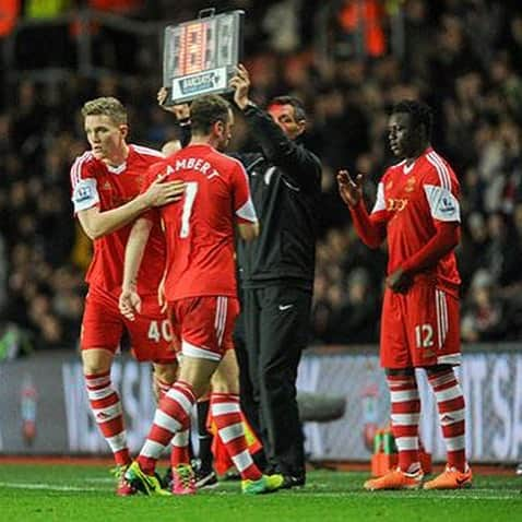 サム・ギャラガーさんのインスタグラム写真 - (サム・ギャラガーInstagram)「7 years at @southamptonfc 🔴⚪️ Full of amazing memories with great people. I would like to thank everyone at the club, all the fans, the players & the staff for helping me throughout my journey, and for all the good times along the way. Wishing the club the very best for the future 👏🏼 🔴⚪️」7月14日 5時29分 - sam9allagher