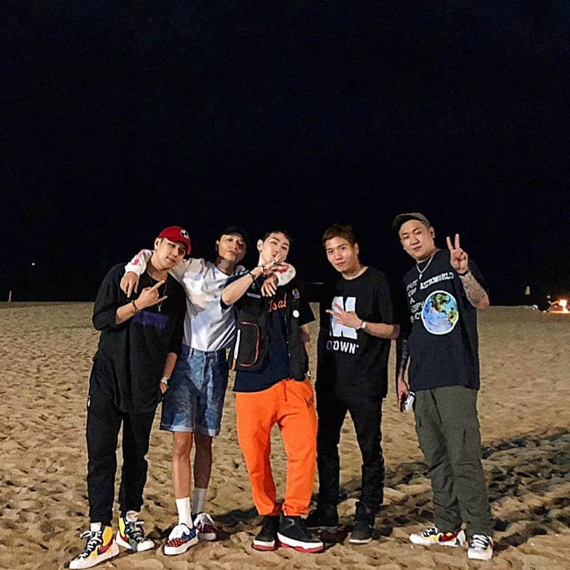 GRAYさんのインスタグラム写真 - (GRAYInstagram)「밤바다쓰 🌊🌙」7月14日 6時27分 - callmegray