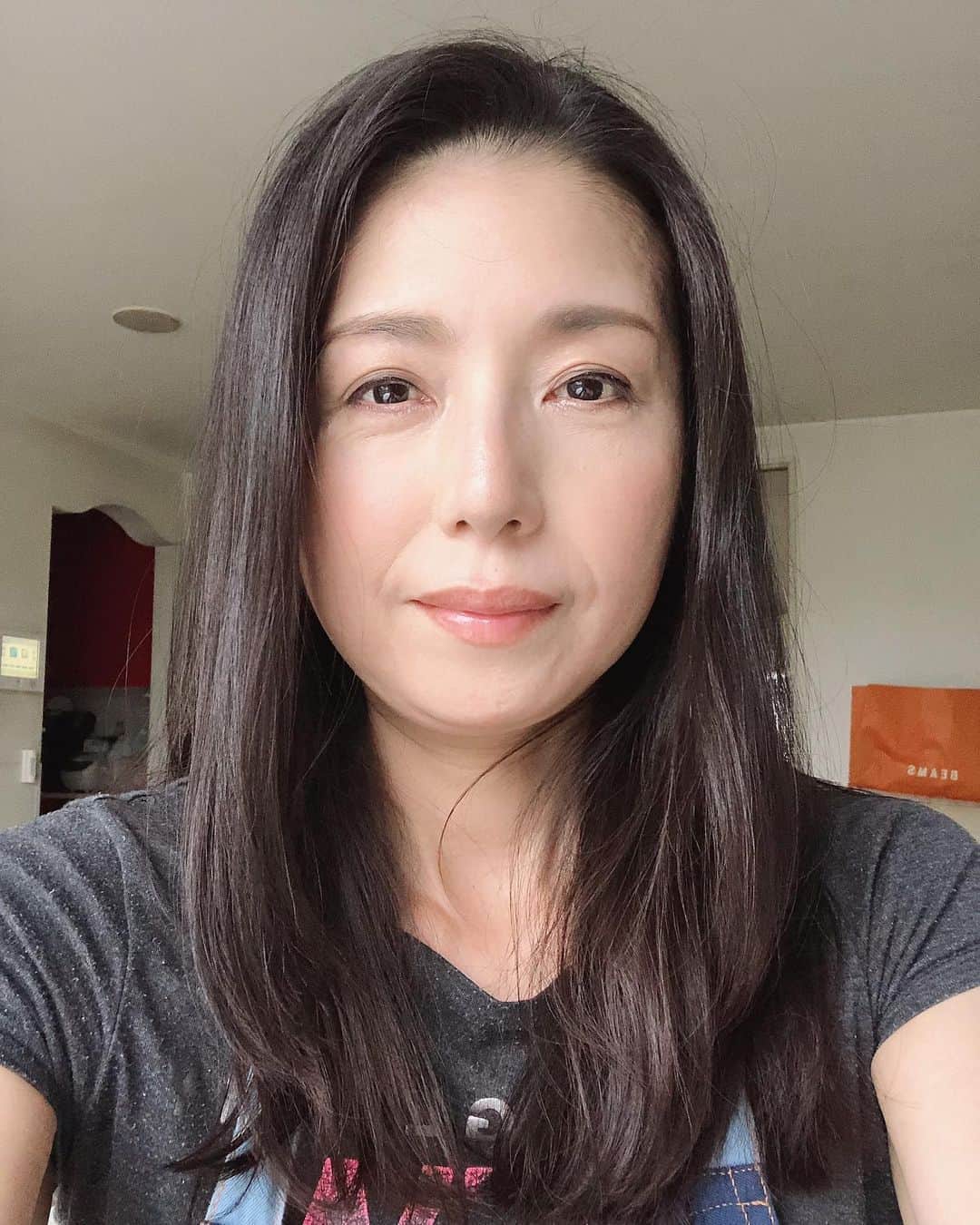 高橋ひとみさんのインスタグラム写真 高橋ひとみinstagram ドラマの繋がりがあって ものすご く伸びていたのですが やっとカットできました 7月14日 16時14分 Hitomi Momoe