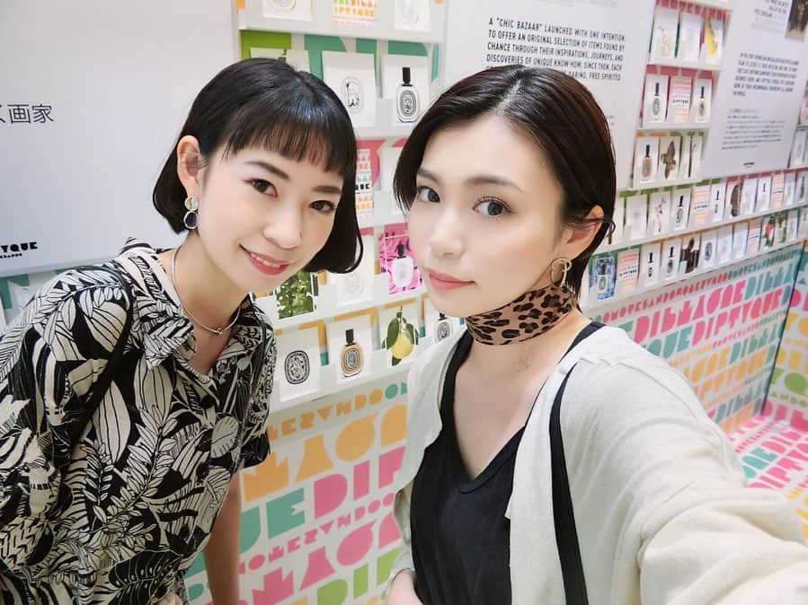 misaki saitoのインスタグラム：「💛💚🧡 . #japan #tokyo #omotesando #diptyque #popupshop #girls #time #happy #kanejufarm #yum #instagood #tapioca #台湾甜商店」