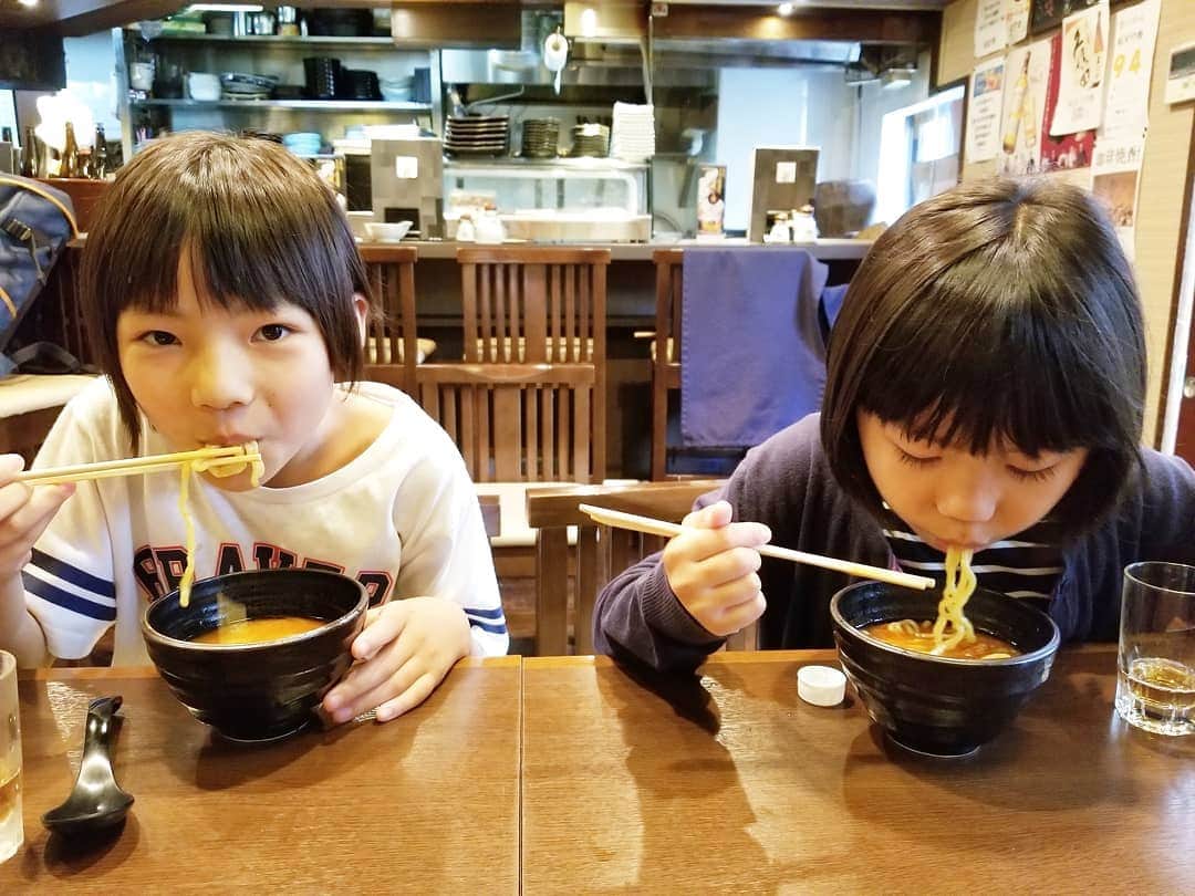 石関友梨のグルメインスタ