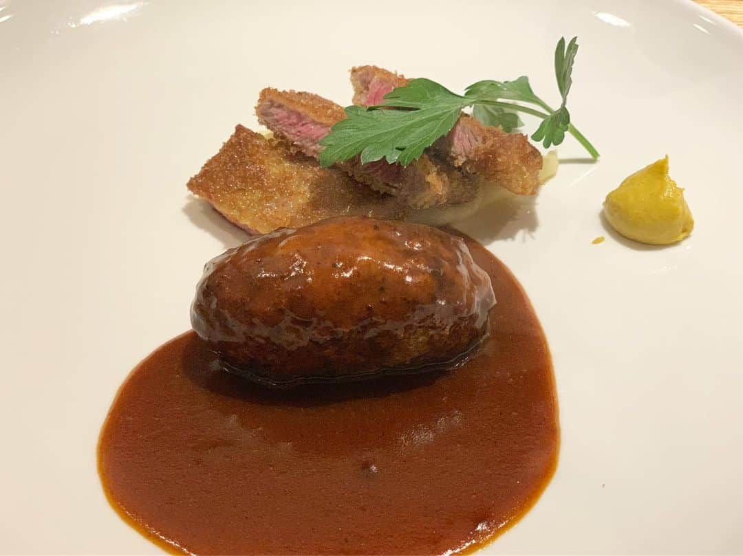 青山有紀のグルメインスタ