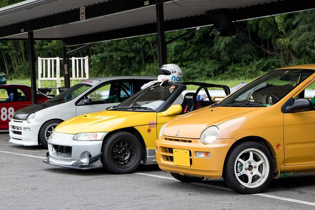 mistbahnさんのインスタグラム写真 - (mistbahnInstagram)「_ Honda JA4 TODAY and Honda PP1 BEAT at MLS (Motor Land Suzuka) (a little old photo) _ Shot on 30-Jul 2017 "Let's BEAT" 2017 Rd.2 at MLS (Motor Land Suzuka) owners: HN Unknown (but I know them well) photo: @mistbahn _ _ JP) 2017年7月30日、MLS(モーターランド鈴鹿)で開催された烈2017Rd02。 _ #hondatoday #ホンダトゥデイ #ja4 #ja4today #トゥデイ #ツデー #hondabeat #hondabeatpp1 #pp1beat #ホンダビート #pp1 #beatpp1 #e07a #mtrec #letsbeat #烈ビート #mls #motorlandsuzuka #モータランド鈴鹿 #trackcar #trackday #trackspec #trackstance #timeattack #timeattackjapan #kcar #keicar #軽自動車 #hondasontrack #anikiengineering」7月14日 17時12分 - mistbahn