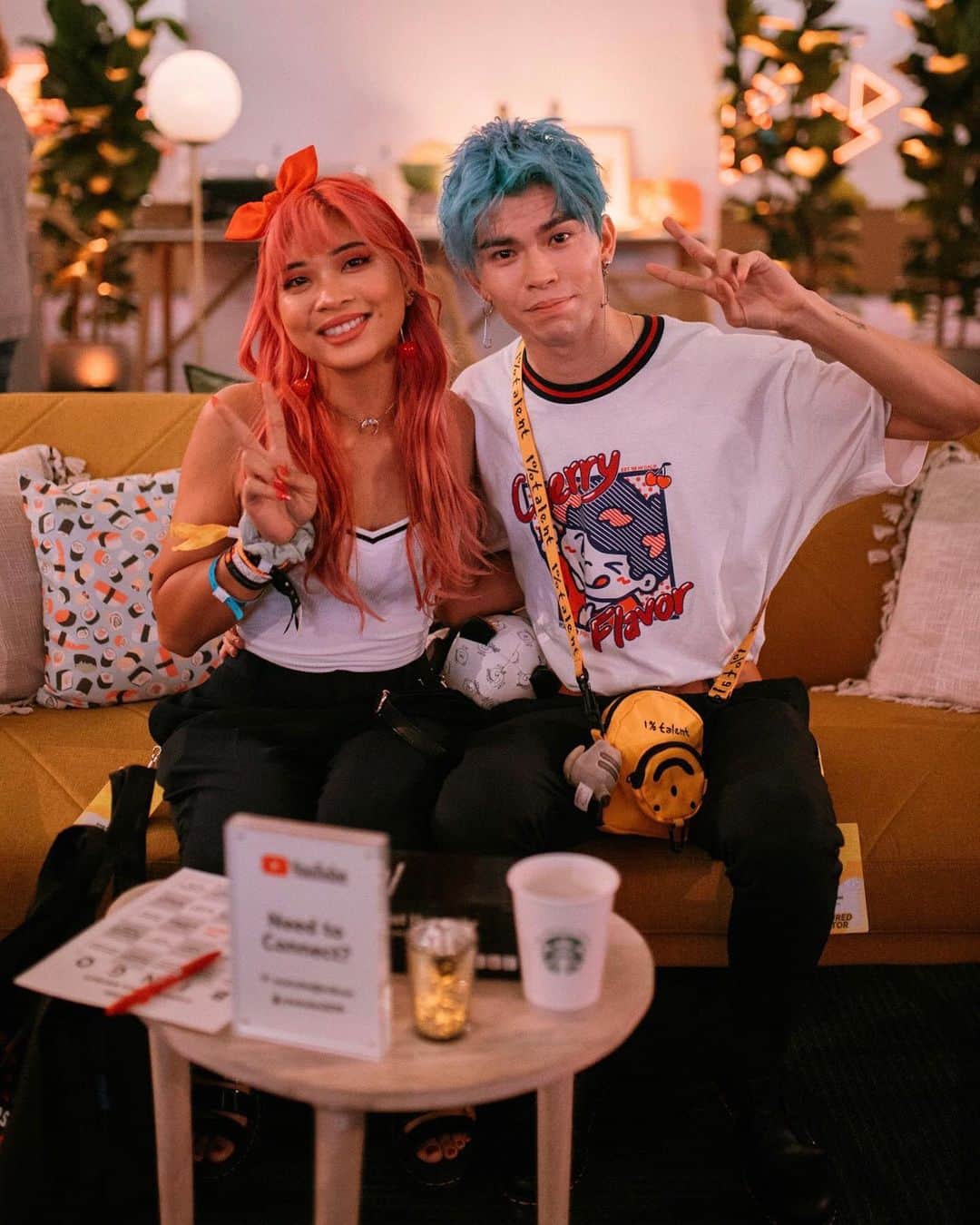 YouTubeさんのインスタグラム写真 - (YouTubeInstagram)「The best part of #VidConUS is seeing all our favorite creators together in one place! Check out who came by the creator meetups this year 🎥👋」7月14日 8時28分 - youtube