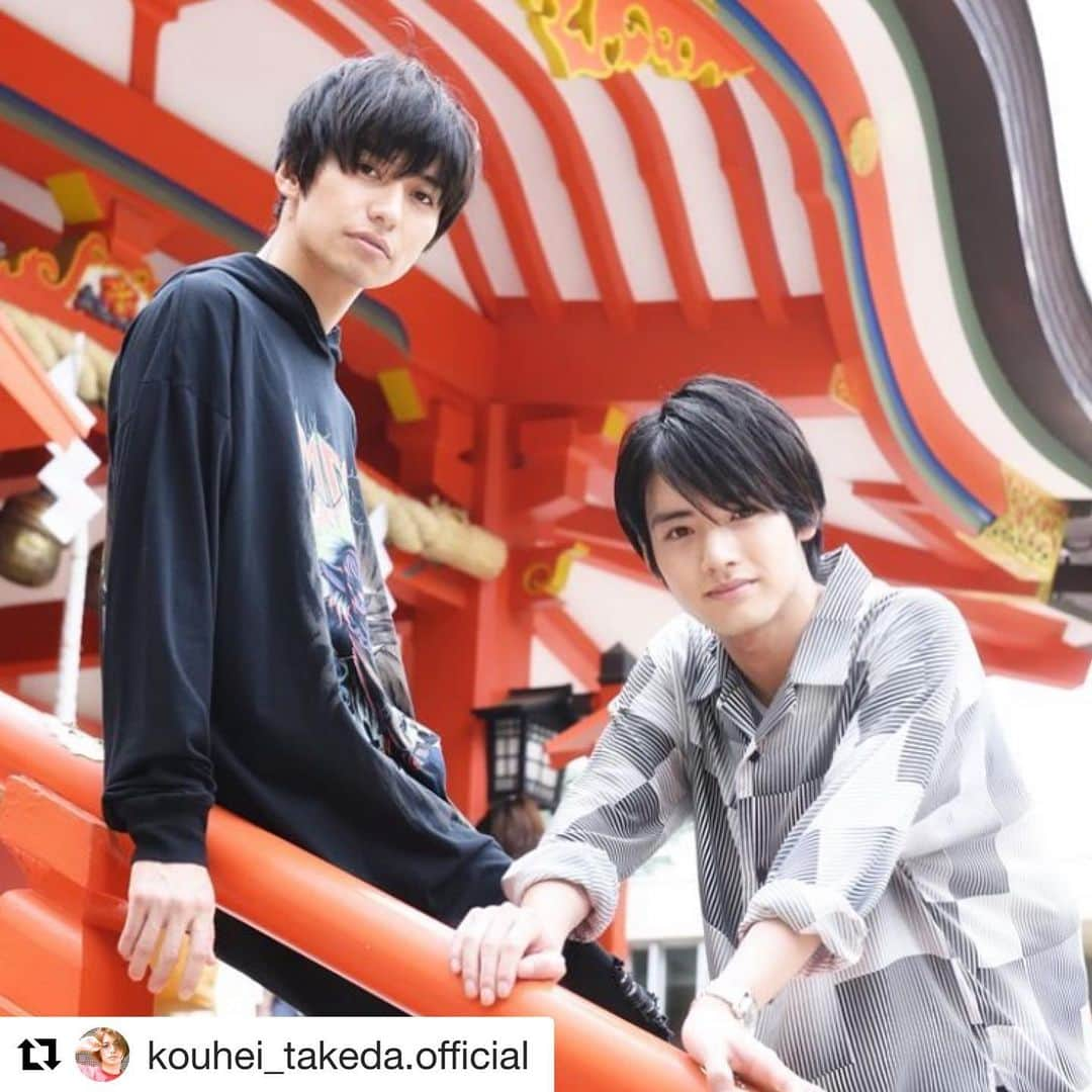 赤楚衛二さんのインスタグラム写真 - (赤楚衛二Instagram)「ア、アニキィー！！！！ #Repost @kouhei_takeda.official with @get_repost ・・・ ぴあさんで連載させていただいてる #オレニ撮ラセロ  ですが… 毎回来てくださる俳優さんの素顔や他では聞けないプライベートなトークにあふれています。 今回の赤楚くんもですが… 特別な取材になってることは間違いないです。 ぜひみーてね！ @akasoeiji  #ぴあ #赤楚衛二  #オレニ撮ラセロ #オレ撮ラ #samurai ただでみれるからねぴあアプリ」7月14日 8時29分 - akasoeiji