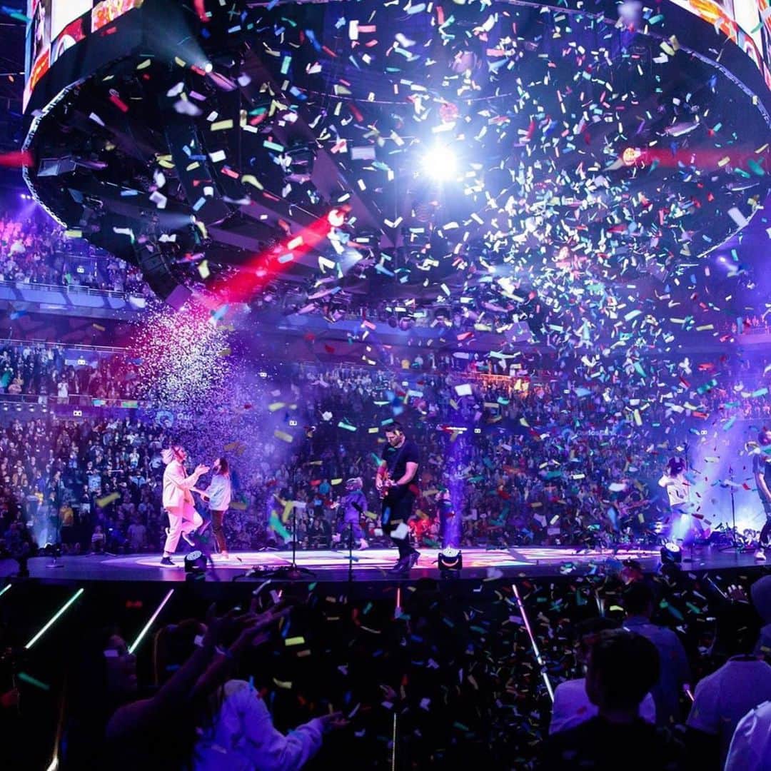 ユナイテッドのインスタグラム：「What a week! We've had the best time at @hillsongconf here in Sydney — thanks to everyone who made it so special ✌️」