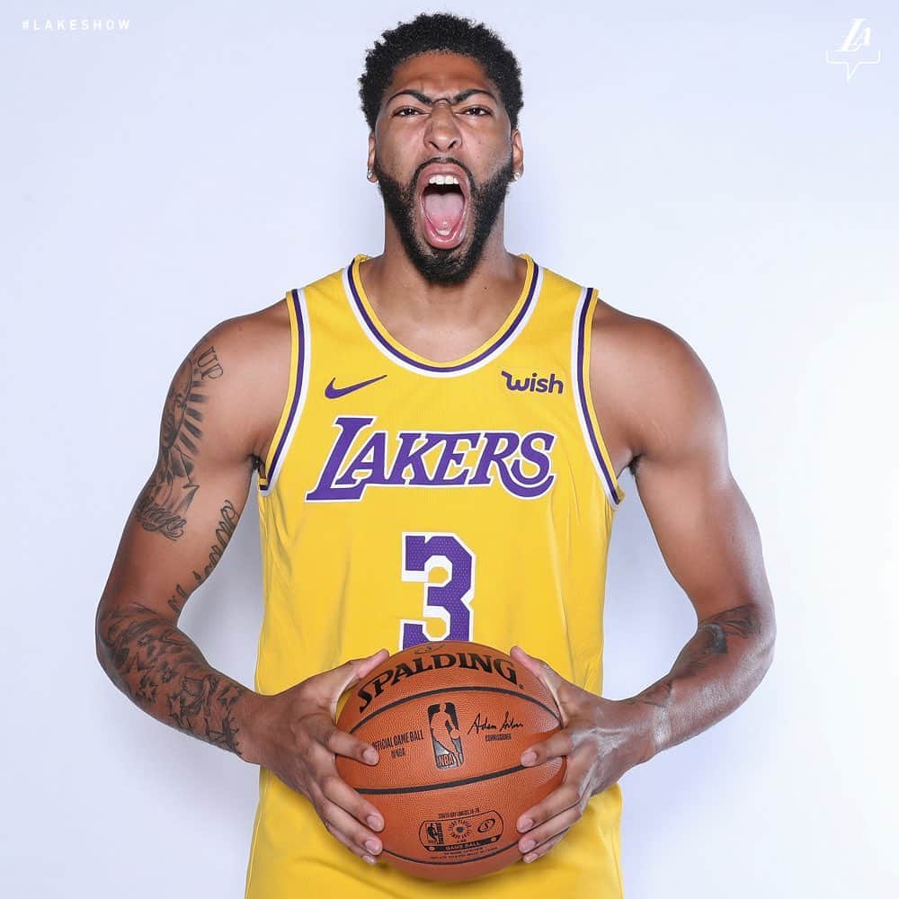 Los Angeles Lakersさんのインスタグラム写真 - (Los Angeles LakersInstagram)「Watch out, league. He’s here.」7月14日 8時45分 - lakers