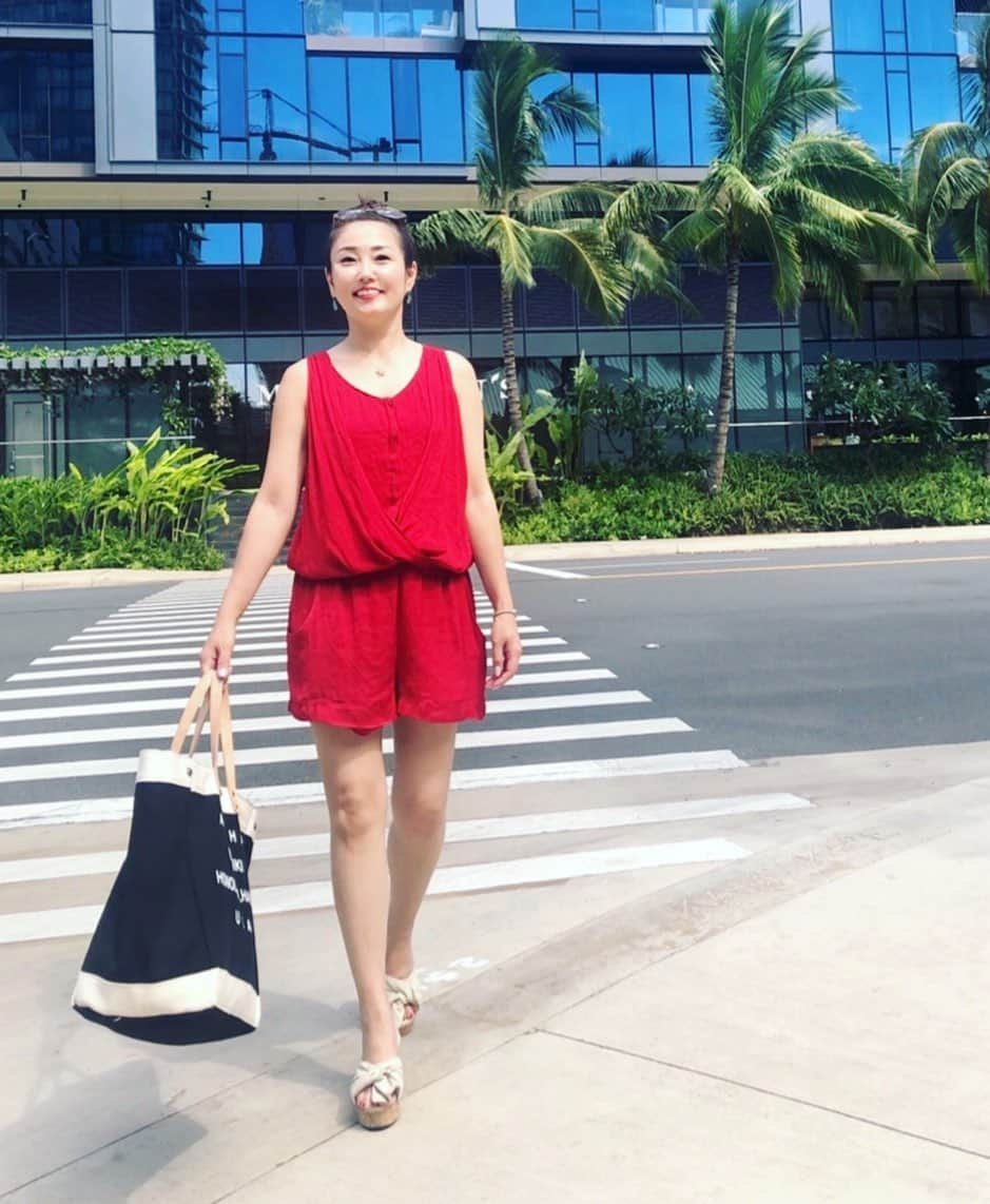 吉永愛さんのインスタグラム写真 吉永愛instagram 素敵な休日を 三連休とさっき気付いた人 私 休日 Outfit ファッション ハワイの思い出 ハワイ ハワイ旅行 Hawaii オワフ島 ワイキキ ホノルル タビジョ 女子旅 アラフォー 楽しすぎた ママ