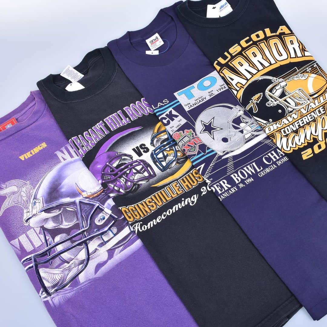 2nd STREET USAさんのインスタグラム写真 - (2nd STREET USAInstagram)「Buyer’s Special Choice Vol.1  Football Tee’s VIKINGS , COWBOYS and more $19-$39  Vintage collection handpicked in  Japan is heading to Melrose Ave! Vintage Pop-up at Melrose location 7/1 -7/31 ✖️✖️✖️✖️✖️✖️✖️✖️✖️✖️✖️✖️✖️✖️✖️✖️✖️ #2ndstreet #vintagefootball #nfl #vikings #cowboys #90s #00s #sportfashion #vintage  #vintagetee #セカンドストリート #secondhand #buyandsell #japanesestyle #fashion #popup  #spring #deals #buyerschoices」7月14日 9時04分 - 2ndstreetusa