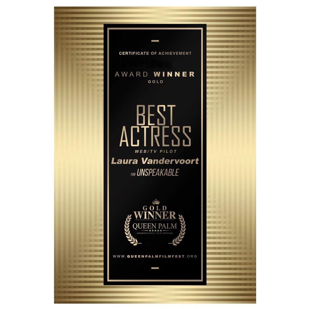 ローラ・ヴァンダーヴォートさんのインスタグラム写真 - (ローラ・ヴァンダーヴォートInstagram)「WOW!!!!! 🎉 Was just told I’ve won Best Actress in the @queenpalmfilmfest for #Unspeakable ! Thank you, I am truly honored! Thank you to our awesome crew, our director @milenagovich & writer @cornue // They will screen #unspeakable as one of the award winners tomorrow 7/14 at 2:10pm in Palm Springs at this venue:  Mary Pickford is D'Place 36850 Pickfair Street Cathedral City, CA 92234 🙏🏻 . . . . . . #filmfestival #award #yay #bestactress #pilot #lauravandervoort #film #art」7月14日 9時25分 - lauravandervoort