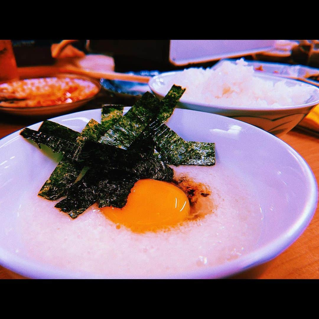 平祐奈さんのインスタグラム写真 - (平祐奈Instagram)「至福な時間🍚 やはり焼肉には白米がないと!!! まさか、またここに行けるとは！ ほんまに美味しい！最高やねん！ そしていつもの愉快なお仲間たちと頂くとさらに最幸‼︎ うま山！だけでは治りません。 うまうまうまうまうま山‼️🐴🗻 #京都 #焼肉 #江畑」7月14日 10時01分 - yunataira_official