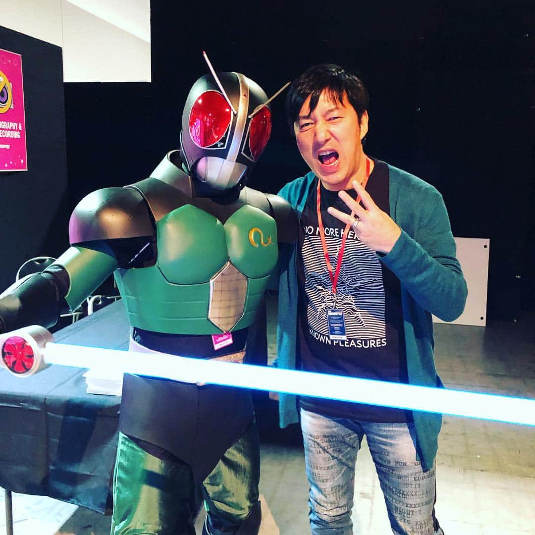 須田剛一のインスタグラム：「SMASH!スマッシュ@Sydney２日目、仮面ライダーブラックRXさんが来てくれました！」