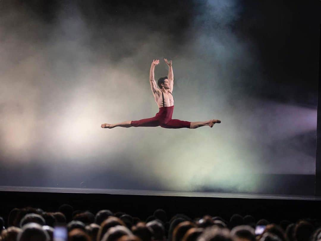 ロベルト・ボッレさんのインスタグラム写真 - (ロベルト・ボッレInstagram)「Grazie Firenze!! @festivalmusart @officialrobertobolle #bolletour2019 #robertobolleandfriends ph @dancersdiary 💥💥💥」7月14日 10時49分 - robertobolle