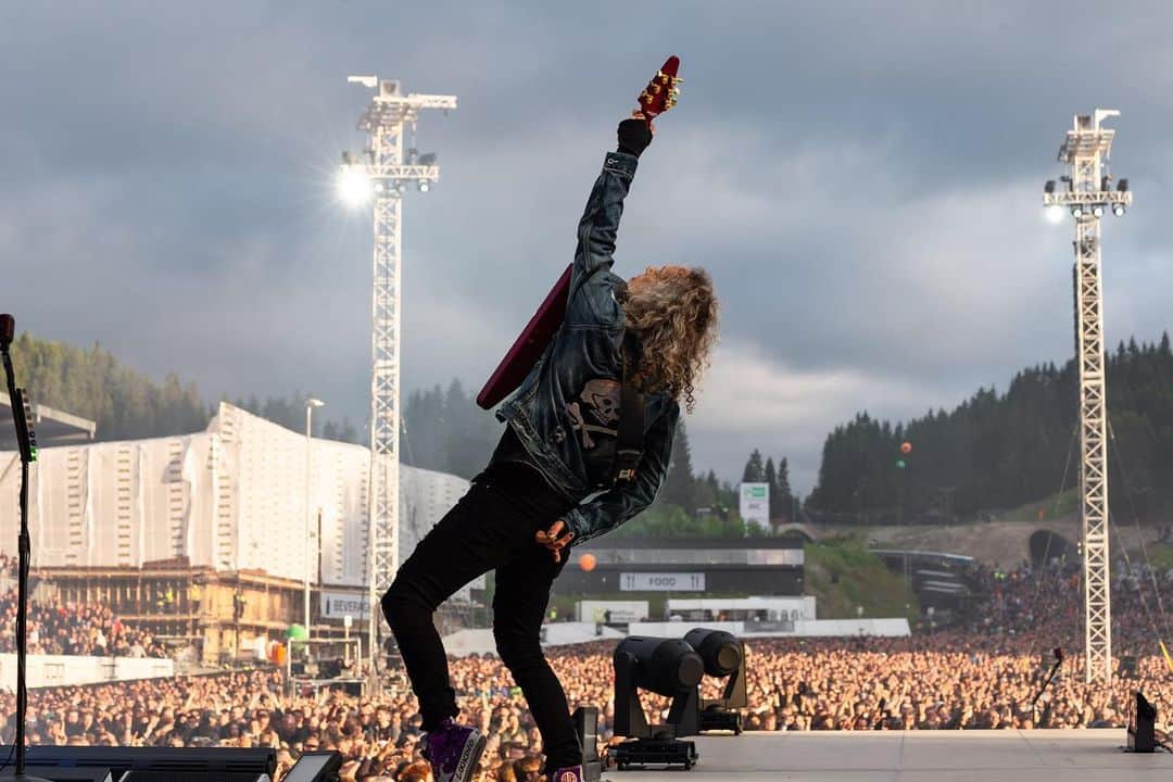 メタリカさんのインスタグラム写真 - (メタリカInstagram)「Photos from last night’s show in Trondheim! ・・・ 📸 by @brettmurrayphotography & @photosbyjeffyeager ・・・ #MetInTrondheim #WorldWired #Metallica」7月14日 11時25分 - metallica