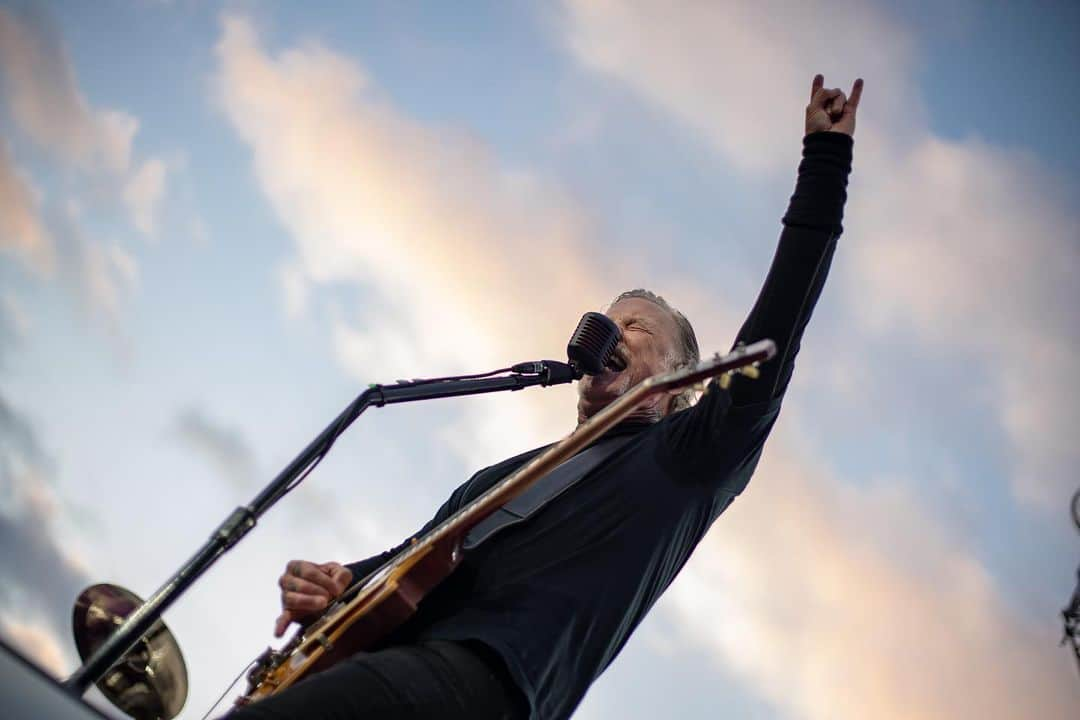 メタリカさんのインスタグラム写真 - (メタリカInstagram)「Photos from last night’s show in Trondheim! ・・・ 📸 by @brettmurrayphotography & @photosbyjeffyeager ・・・ #MetInTrondheim #WorldWired #Metallica」7月14日 11時25分 - metallica