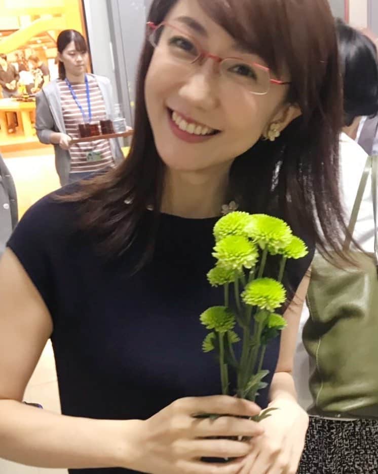 唐橋ユミさんのインスタグラム写真 唐橋ユミinstagram セットのお花 ピンポンマム 7月14日 11時45分 Yumikarahashi