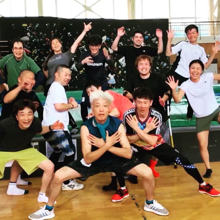 小野塚彩那のインスタグラム：「7/13 1 Day Trainig Camp. . ココロにもカラダにも余韻が💃. . 当日キャンセルもありましたが、皆さん、頑張りました💮. 次回は体育館 1Day でも良さそうな予感！. . というくらい時間が足りなかったです🕰. . @inakachayasansai のお弁当もボリューミーでこれもまたキャンプの楽しみの１つになりそう🤤お米も野菜も全て手作りっていうのがまたポイントですね🌾. . 次回は8月末予定です🙌🏻(体育館確認中). . #彩那の本気トレーニング #容赦なし #回数指定してもみんな最後までやる #ドMトレーニング #楽しかったと言ってもらえて嬉しいです #ありがとう #トレーニングと同じくらい笑いました」