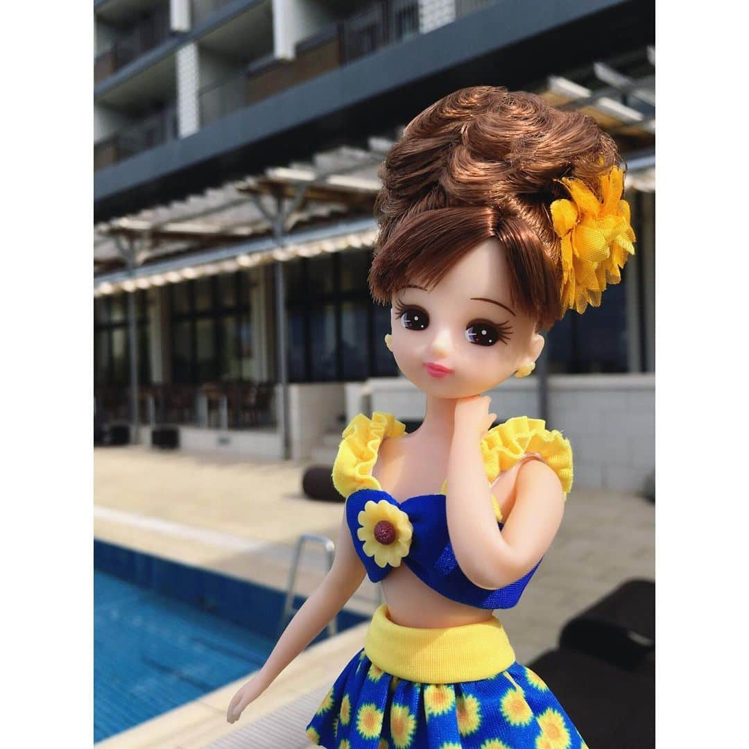 リカちゃんさんのインスタグラム写真 - (リカちゃんInstagram)「Today is #jellyday ♪ 今日は夏の定番スイーツ #ゼリーの日 ♪ この時期のおすすめは「サイダーゼリー」♡ シュワっとさわやかで、暑さも吹きとばせそう☆ 今日のおやつはこれで決まりね！♡ #今日は何の日 #リカちゃん #fashion #ootd #hairstyle #licca #liccadoll #japanesedoll #japan #girl #instadaily #instagood #instagramjapan #instagram」7月14日 13時01分 - bonjour_licca