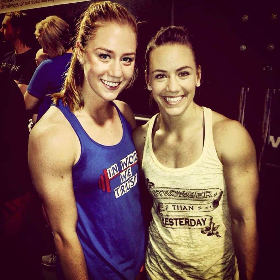 Camille Leblanc-Bazinetさんのインスタグラム写真 - (Camille Leblanc-BazinetInstagram)「2013>2019  Happy Birthday @brookewellss 🎉⭐️♥️ “ You are one of my favorite person of all time! I wish everyone could see how funny, loving, smart and hard working you are! “ You are one of a kind! Like literally, well almost 😜 there is 2 of you after all haha (she has a twin) “  I am so happy the world brought us together and I am so grateful that I’ve got to known you through the years!!! LOVE YA MISSY!! 💜💜💜」7月14日 14時11分 - camillelbaz