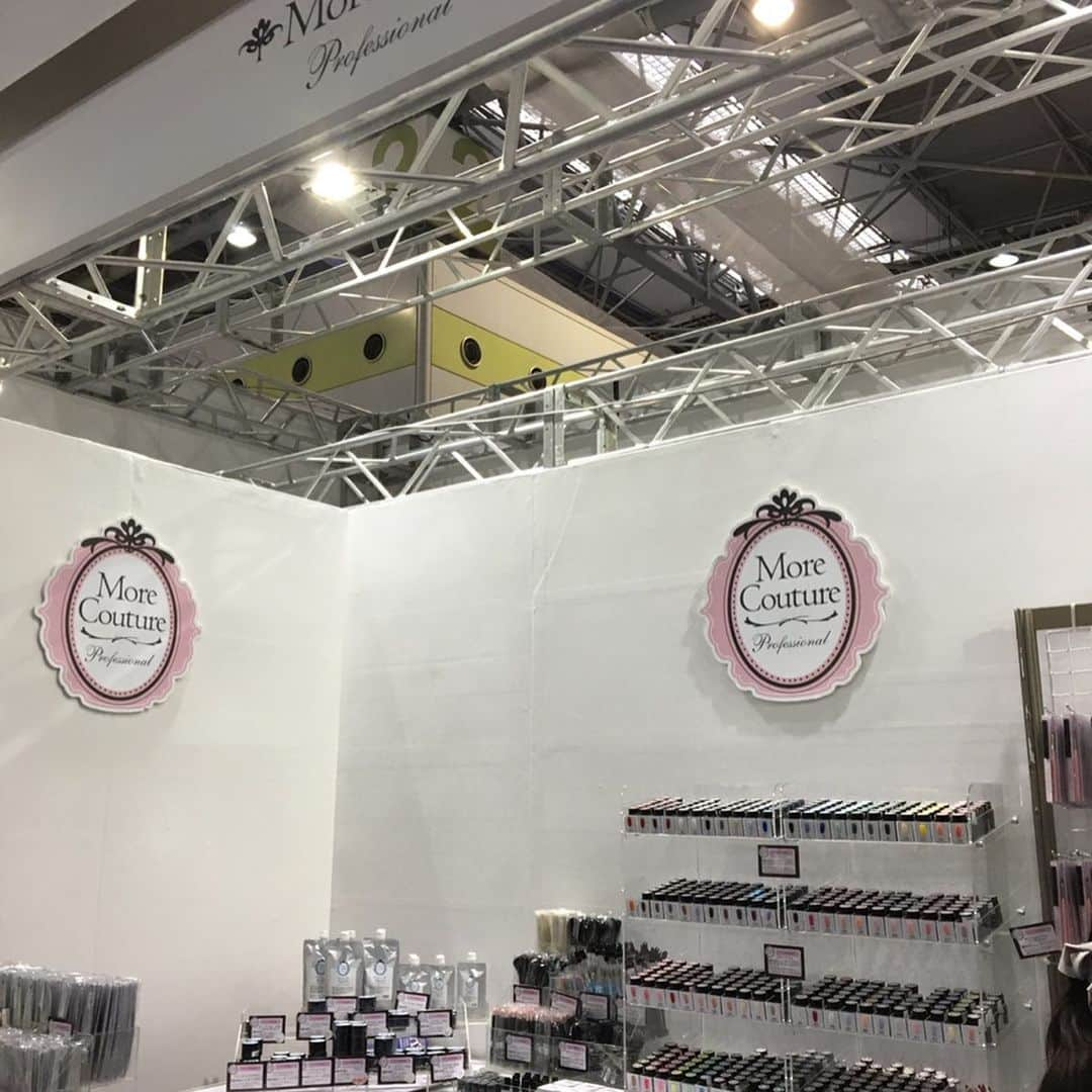 エリコネイルさんのインスタグラム写真 - (エリコネイルInstagram)「. ☆ASIA NAIL FESTIVAL in OSAKA 2019☆ . 本日より2日間、インテックス大阪で開催です！ . 今回、MorecoutureはTATさんのブースで出展しております。 . 皆さまのご来場をお待ちしております✨ . #アジアネイルフェスティバル #asianailfestival #morecouture  #モアクチュール #tat #インテックス大阪 #erikonail」7月14日 14時16分 - morecouture_jp