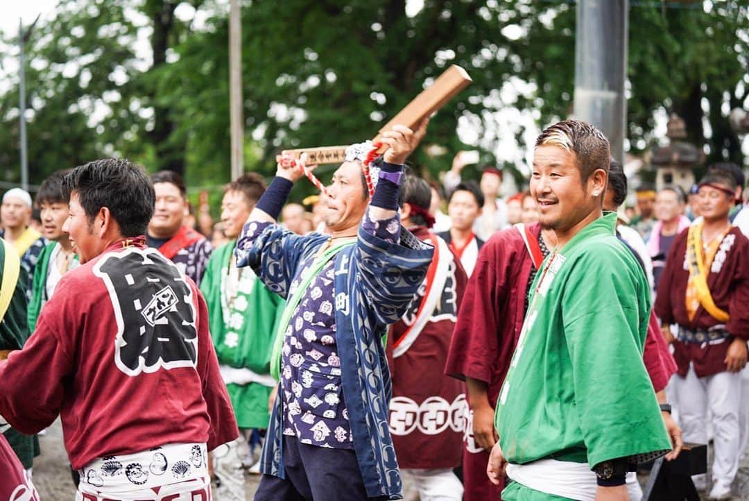 さいたまつりさんのインスタグラム写真 - (さいたまつりInstagram)「【こだま夏まつり】﻿ 八幡神社の宮神輿が担がれ、境内は熱気に包まれました！そしてこだま夏まつりの代名詞「ケンカみこし」の組み合いも行われ始めています！﻿ ﻿ #さいたまつり #神輿 #みこし #ケンカみこし #埼玉 #festival  #祭り #saitamatsuri #お祭り #写真好きな人と繋がりたい #ファインダー越しの私の世界 #お祭り写真 #お祭り写真部 #kodama #児玉 #本庄 #honjo #mikoshi #こだま夏まつり」7月14日 14時26分 - saitamatsuri