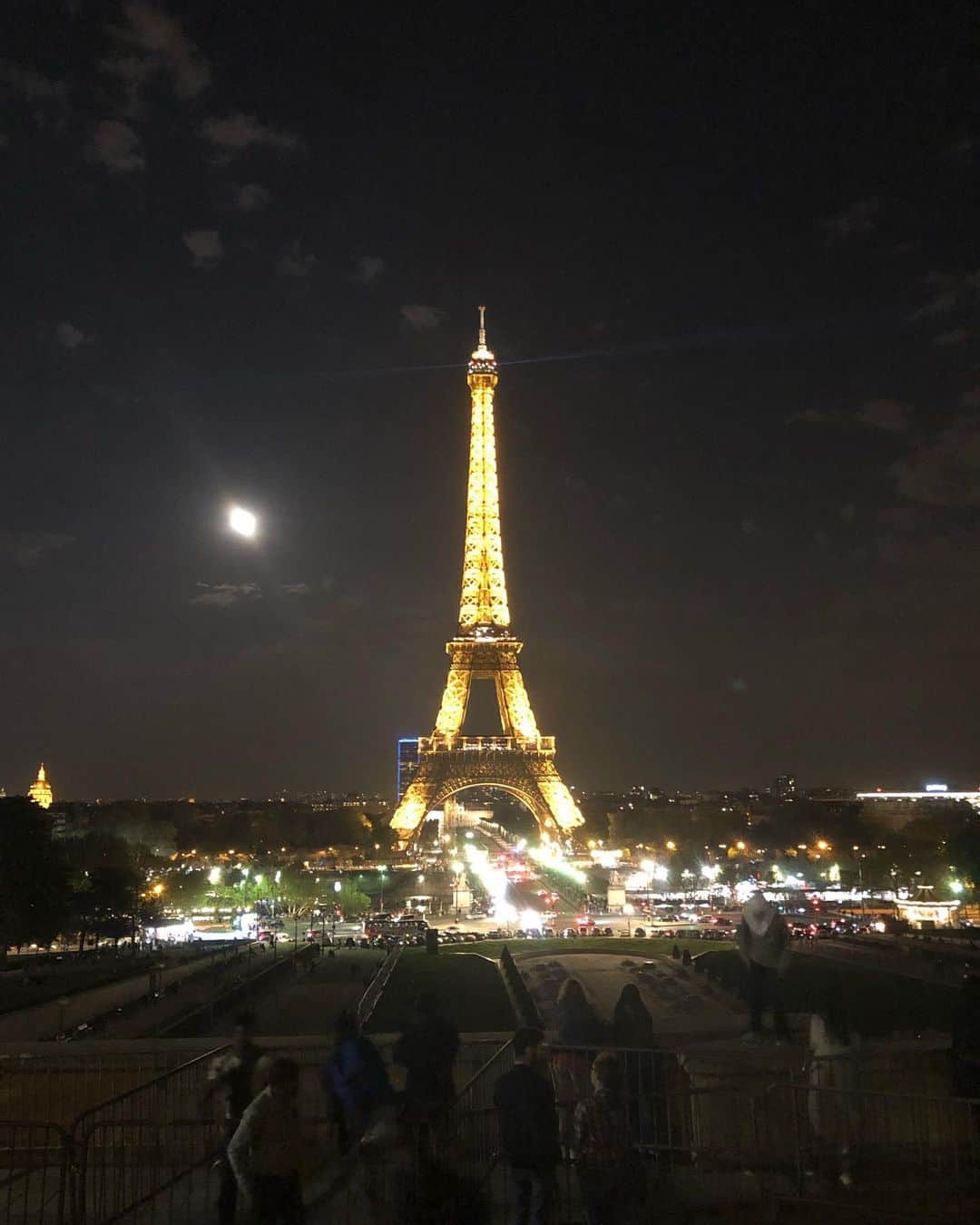 川口太一さんのインスタグラム写真 - (川口太一Instagram)「凱旋門にエッフェル塔。THE PARISって感じ。 #凱旋門 #エッフェル塔」7月14日 15時11分 - k.taichi20