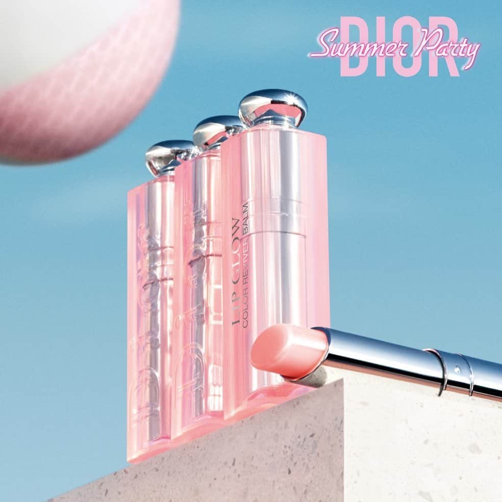 DFS & T Galleriaさんのインスタグラム写真 - (DFS & T GalleriaInstagram)「Discover a pre-launch of the alluring @dior Lip Glow Trio, exclusively at select stores during the month of July. Shop now to enjoy special branded gifts upon your purchase, suited perfectly for the season! Visit DFS.com to find out more.  #DiorSummerParty #TGalleria #ShopDutyFree」7月14日 15時15分 - dfsofficial