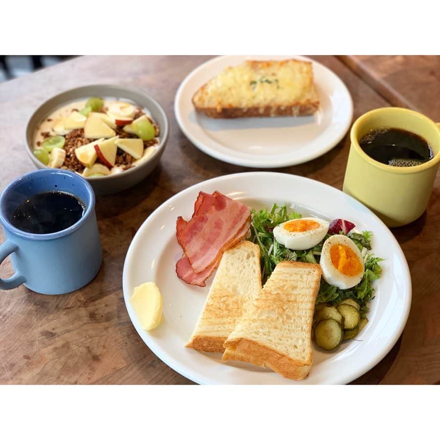 中田奈沙さんのインスタグラム写真 - (中田奈沙Instagram)「Breakfast🍽✨ 雨は嫌だけど、早起きは得意🤟 @garden_house_crafts * #奈沙ログ #奈沙ログin代官山 * * #goodmorning #morning #breakfast #foodie #instafood #foodgasm #foodporn #doodpic #foodstagram #gardenhousecrafts #cafe #gm #daikanyama #tokyo #japan #toast #bread #logroaddaikanyama #ガーデンハウスクラフツ #代官山 #カフェ #朝ごはん #朝活 #おはよう #朝 #ヘルシー #食パン #ログロード代官山」7月14日 15時36分 - nasa_nakada