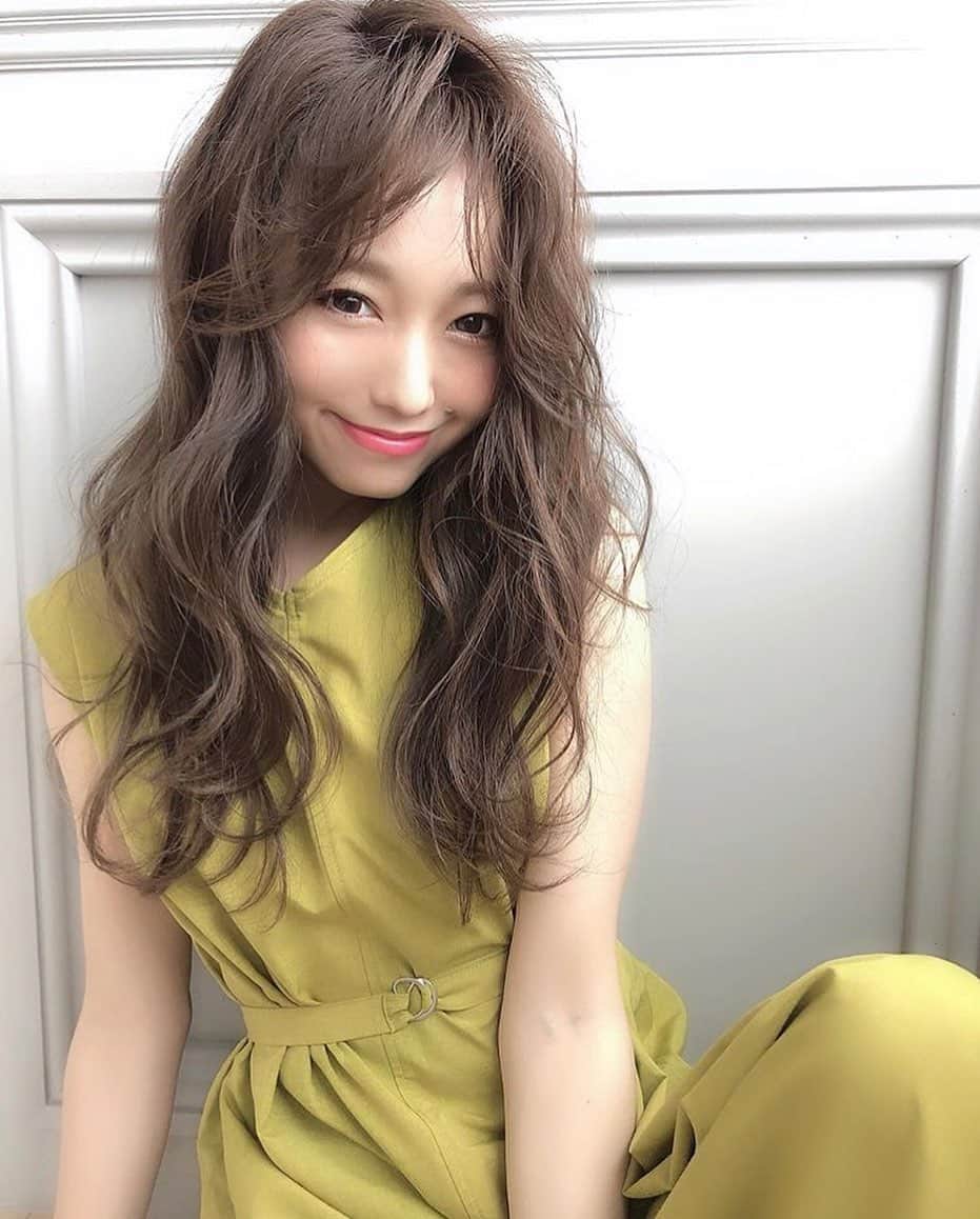 Locariのインスタグラム：「自分のコップレックスさえもメイクの力で可愛くできる💄✨﻿ ﻿ そんな魔法のような #詐欺テク メイクを分かりやすく解説してくれている @machichas  さんのアカウントは必見です❣️﻿ ぜひ明日からのメイクの参考にしてみてください😊﻿ ﻿ #コスメ #コスメ好きさんと繋がりたい #コスメ好き #プチプラコスメ #コスメマニア #コスメ購入品 #コスメ好きな人と繋がりたい #コスメレポ #コスメ紹介 #コスメ垢 #時短メイク #時短メイクアップ #メイク #メイク好きな人と繋がりたい #今日のメイク #メイクアップ #ヘアメイク #アイメイク ﻿ ﻿ ﻿」