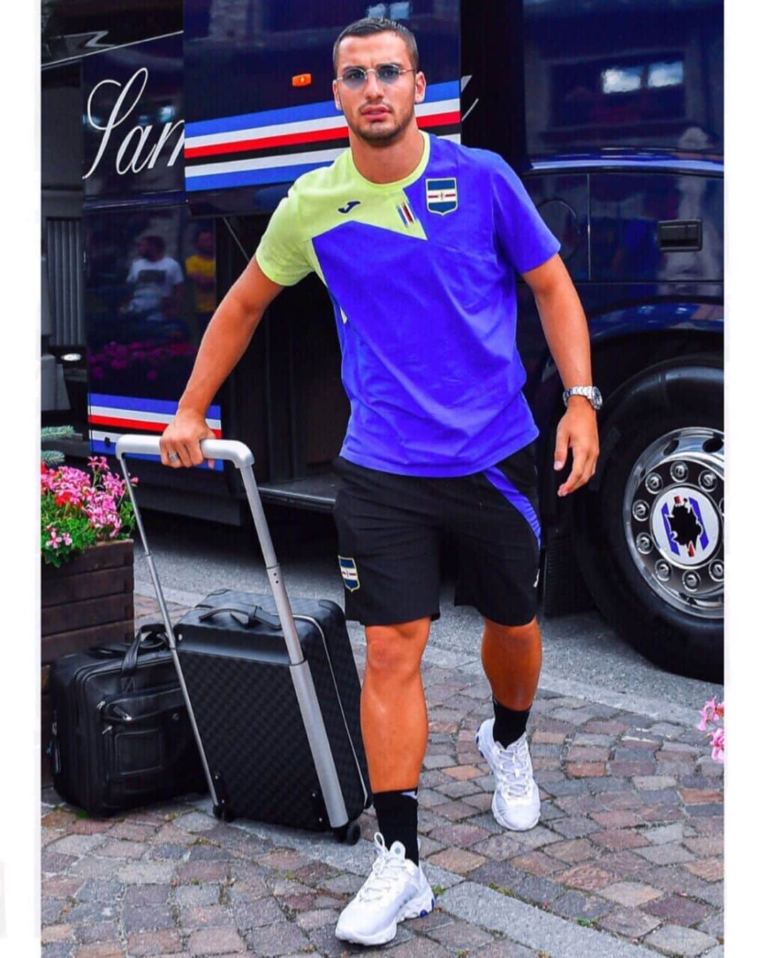 フェデリコ・ボナッツォーリのインスタグラム：「Arrivati a Ponte di legno 🏔📍」