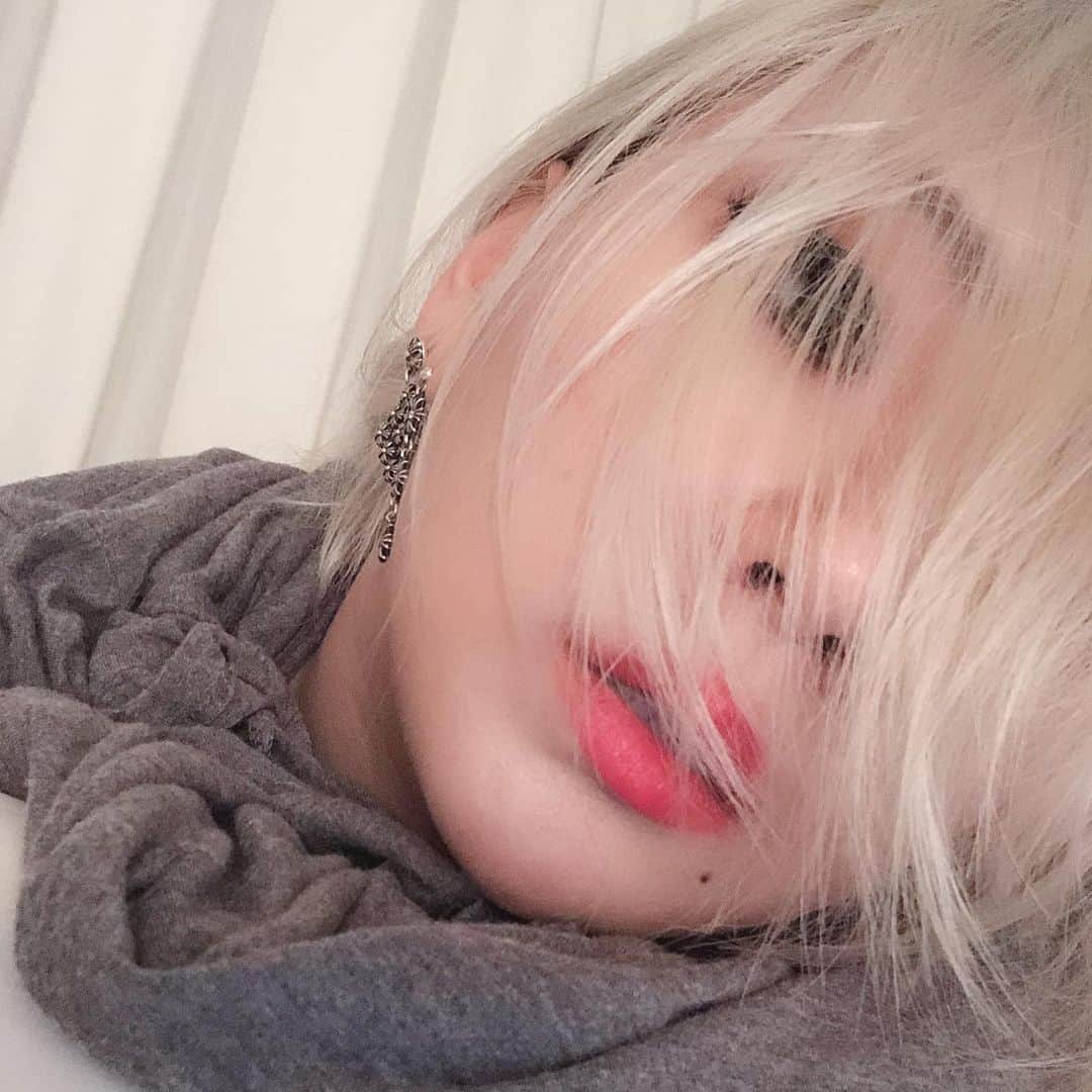 CL さんのインスタグラム写真 - (CL Instagram)「🍒」7月15日 2時11分 - chaelincl