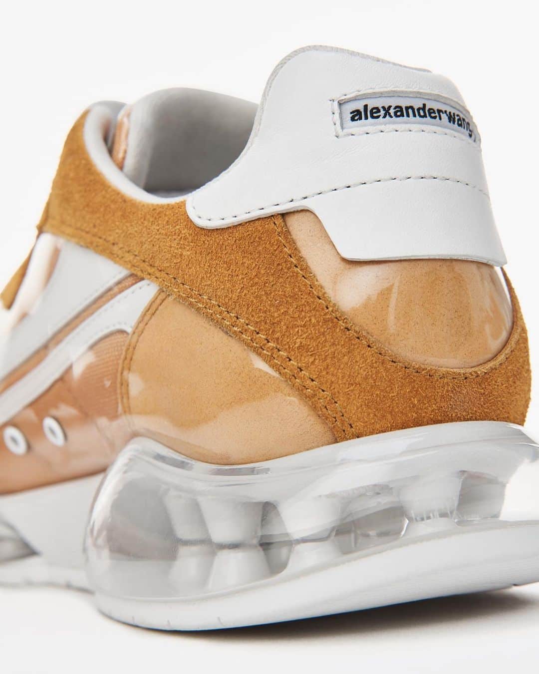 アレキサンダー・ワンのインスタグラム：「The shoe that helps you last all night — the awnyc Stadium Sneaker. - Shop your pair now at alexanderwang.com.」