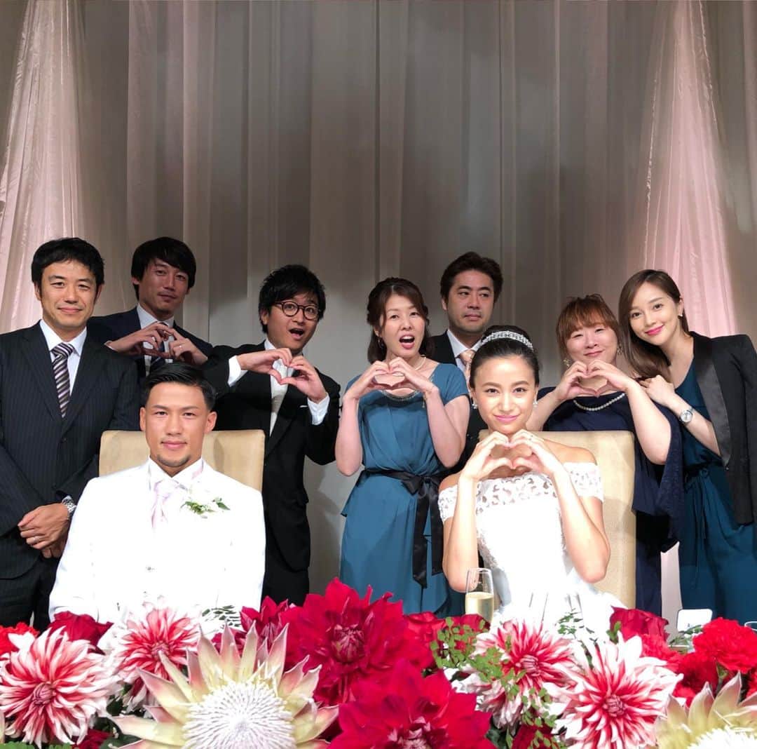 ICONIQさんのインスタグラム写真 - (ICONIQInstagram)「That was such a beautiful wedding 💍💕 I wish you both many happy years @hirotakaurabe @takahashiyu.official 🥂👏💑」7月14日 17時37分 - iqaymiq