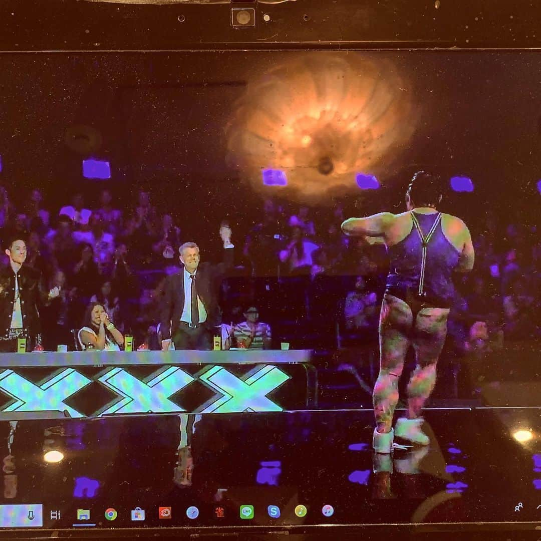 ゴンゾーさんのインスタグラム写真 - (ゴンゾーInstagram)「My PC's desktop. My good memory of Asia's Got Talent. I'm challenging to Briten's Got Talent and America's Got Talent. Thank you everyone! i'm so happy! #agt #bgt #asia #bgt2019 #agt2019」7月14日 18時05分 - gonzotambourine