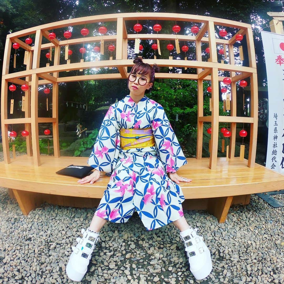 RINGOのインスタグラム：「🍣👘🇯🇵 #浴衣 #浴衣コーディネート #japan #japantrip #goproのある生活 #gopro7 #gopro #demoniashoes #cordinate #着物 #yukata #kimono」