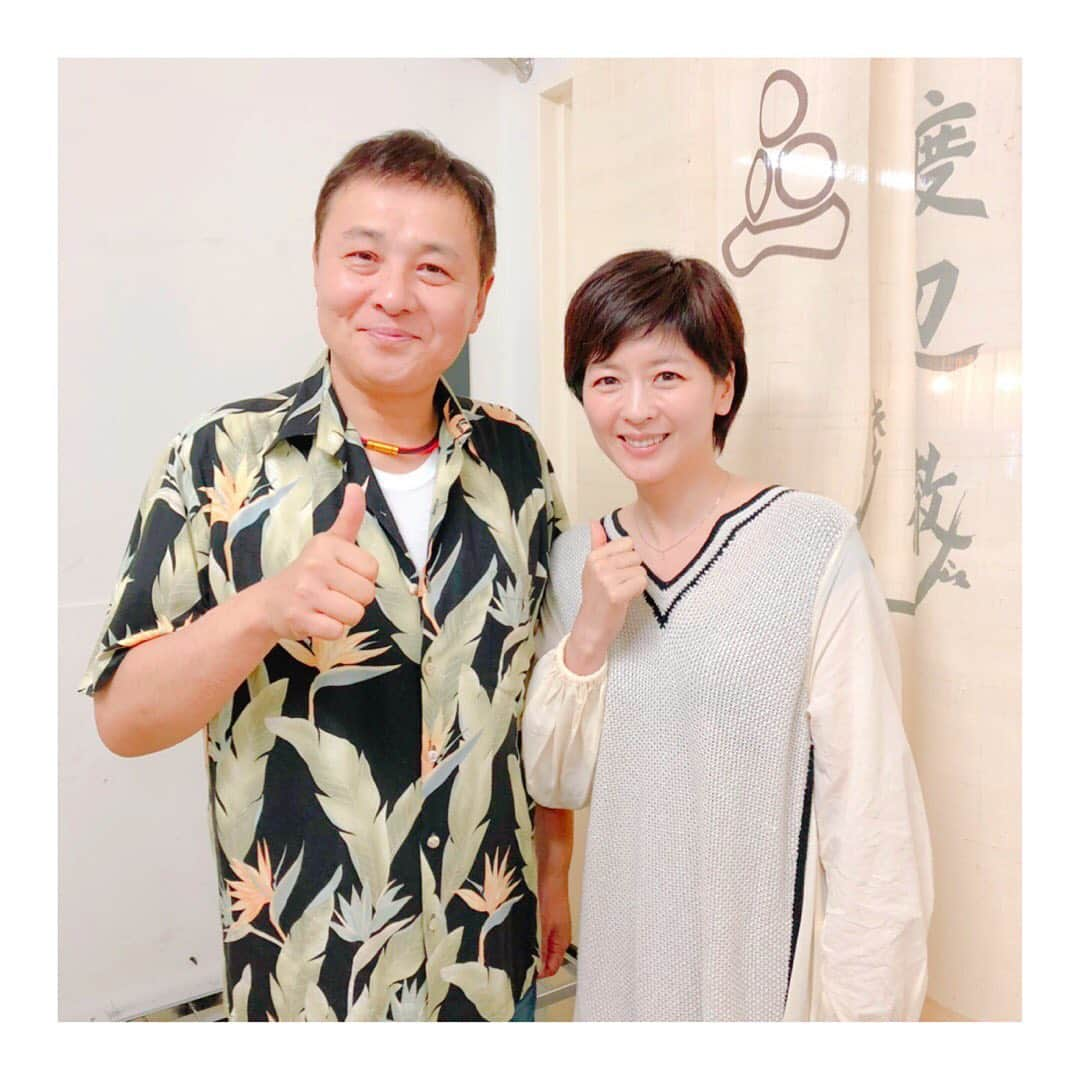 中山忍さんのインスタグラム写真 - (中山忍Instagram)「舞台「イン・ザ・プール」  徹さんの伊良部先生が最高で！ クスクスと笑っていたら、あっという間に時間が 過ぎていきました😊 楽しい時間をありがとうございました✨ なおみ、可愛かったなぁ😍 #渡辺徹 さん @tohru.rugger  #イン・ザ・プール #あうるすぽっと」7月14日 18時22分 - _shinobu_nakayama_