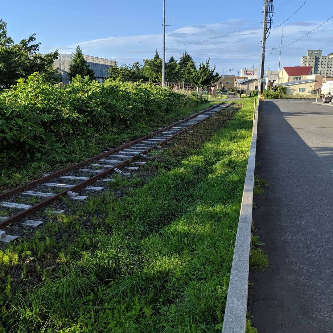 為末大のインスタグラム：「線路」