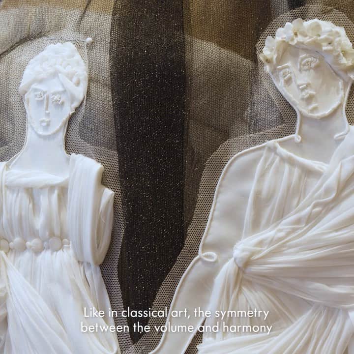 のインスタグラム：「Like in classical art, the symmetry between the volume and the harmony of every single element is what characterizes the base of every sartorial creation.  Special thanks to Regione Siciliana - Parco Archeologico e Paesaggistico della Valle dei Templi di Agrigento and Comune di Agrigento.  #DGAltaModa #DGFattoAMano #DGLovesSicily #DolceGabbana」