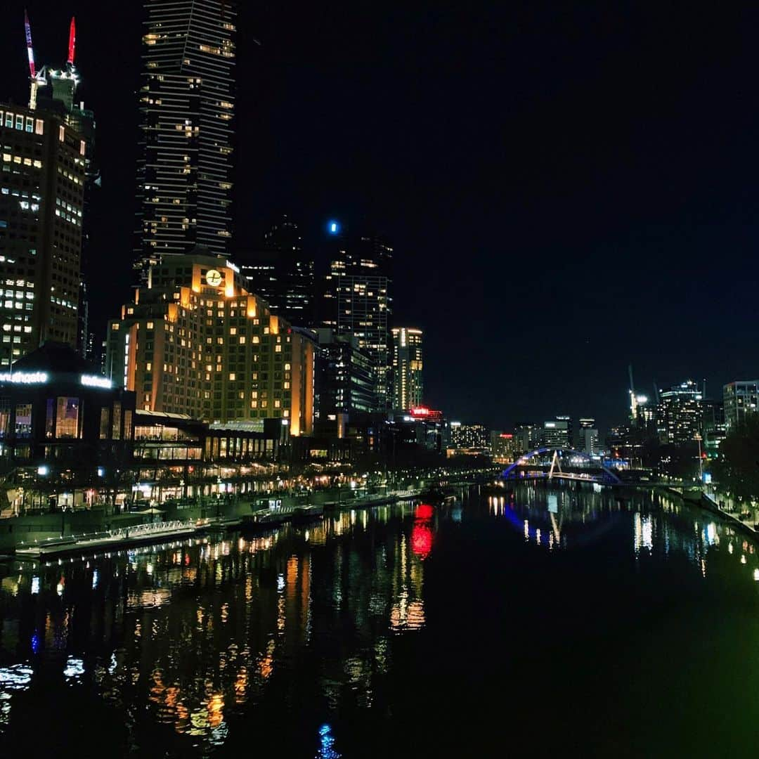 LINA（吉村リナ）さんのインスタグラム写真 - (LINA（吉村リナ）Instagram)「Melbourne...🌙✨」7月14日 20時14分 - lina3336