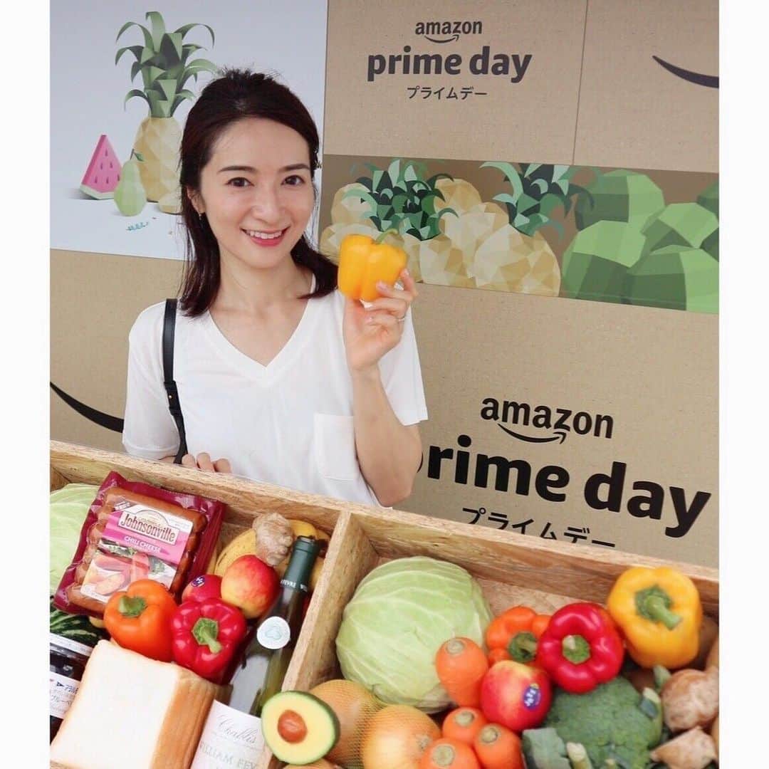 Mayuko Watanabe 渡辺真由子さんのインスタグラム写真 - (Mayuko Watanabe 渡辺真由子Instagram)「昨日はソラマチで開催しているプライム会員大感謝祭「プライムデー」 体験イベントに参加に参加させて頂きました😃 『プライムデー』とは、年に一度のAmazonプライム会員向けのビッグセール✨✨ このイベントでは、プライムデーでセールになる様々な商品の魅力が体験できるイベントでした♡ ・ ゲームみんなのゴルフをVR体験できたり、息子が愛用しているAmazonキッズタブレットが体験できたり、アマゾンフレッシュのコーナーではパピコやバナナを頂きました😍 楽しかったです😊💕 15日まで開催しているのでお天気が悪くて悲しいですが、、ぜひ行ってみて下さい〜☺️ ・ ちなみにもちろん私はAmazonプライムの会員です♡ 買い忘れていたけど子供がいるとすぐに買いに行けない生活用品を買って次の日届くのは有り難すぎて週に何日買い物しているか分かりません😆！ このイベントで『プライムデー』で買いたいものも密かに決めました😁 『プライムデー』は7月15日（月・祝）0時から7月16日（火）23時59分開催です🎶 ぜひこちらもチェックしてみて下さい♡ #プライムデー#アマゾン#セール#Primeday#PR#ソラマチ#子育て#ママ#mama#子育て中#プライム会員」7月14日 20時26分 - watanabe_mayuko