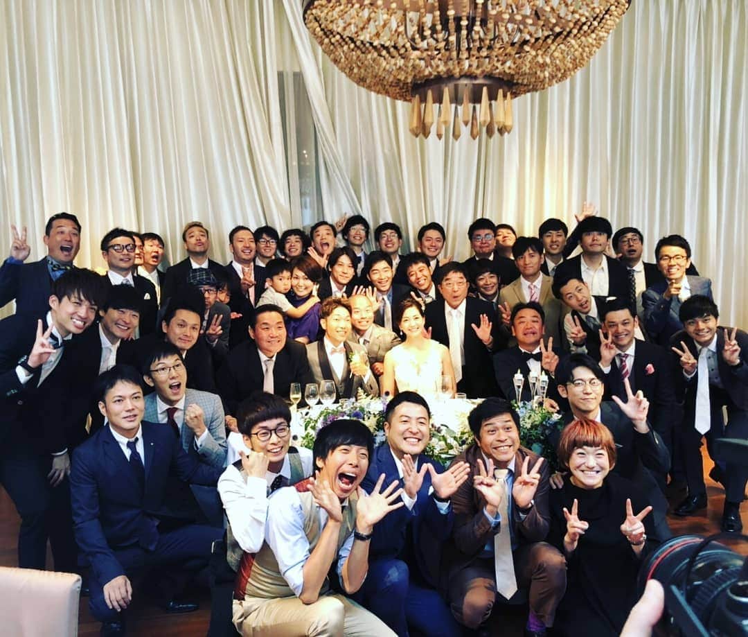 山名文和さんのインスタグラム写真 - (山名文和Instagram)「秋山さんの結婚式。  おめでとうございます！  司会させてもらいました。  これは、たまたまの顔です。  僕はずっと笑顔でしたよ。」7月14日 20時36分 - fumikazu_yamana