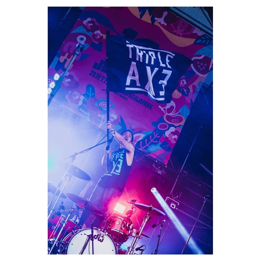 GODRiさんのインスタグラム写真 - (GODRiInstagram)「JOIN ALIVE ありがとうございました‼️ TRIPLE AXE 記念すべき一発目のフェス！ 最高に楽しかった！！ 猪狩は出れなかったけど、 ちゃんと他のメンバーで伝説作ったよ💪 これぞTRIPLE AXE‼️ #カムバックマイイガリ  #tripleaxe 📸①②③ @yamada_mphoto 📸④⑤⑥ @kouhey0622」7月14日 20時35分 - simgodri