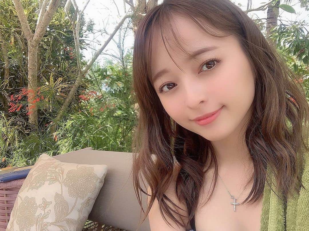 のインスタグラム：「近々 BALI購入品のYouTubeが アップできそうです🐠✨ お楽しみに〜！ チャンネル登録してね✨✨ #くろなつとパジャマでおやすみ」