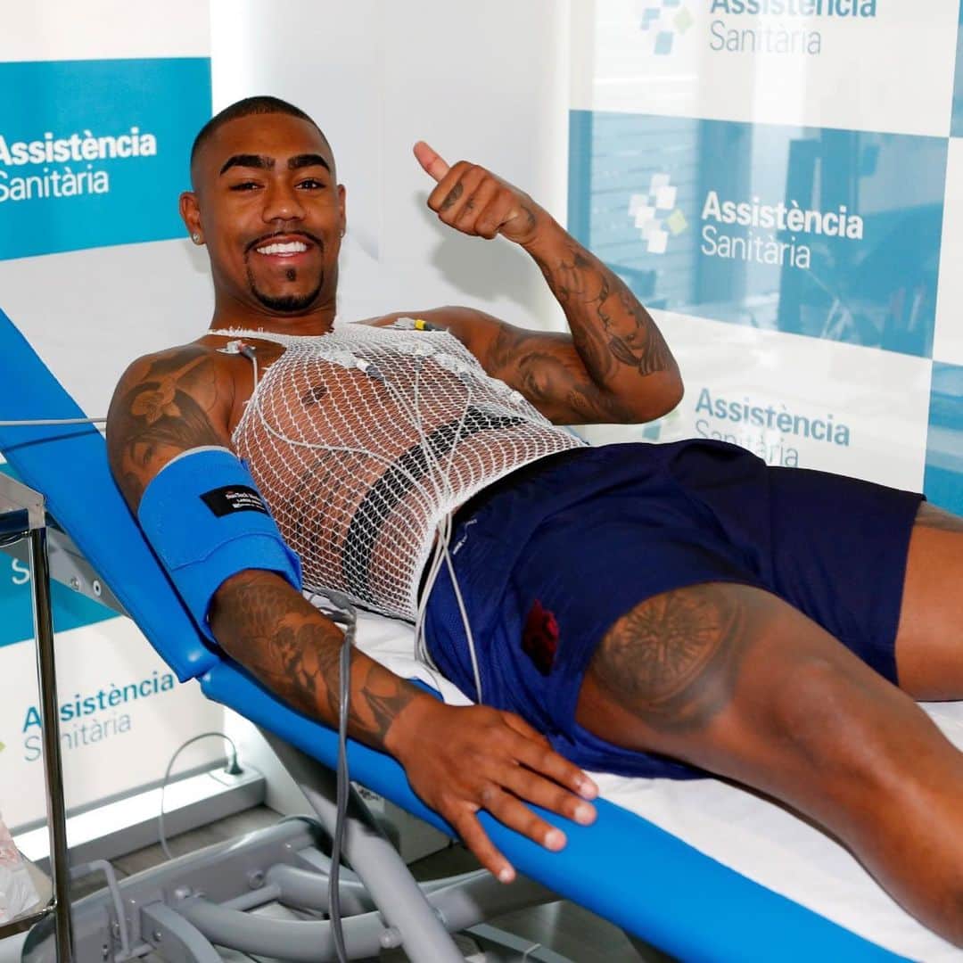 マウコム・フィリペ・シウヴァ・デ・オリヴェイラのインスタグラム：「vamos 💪🏾❤️⚽️」