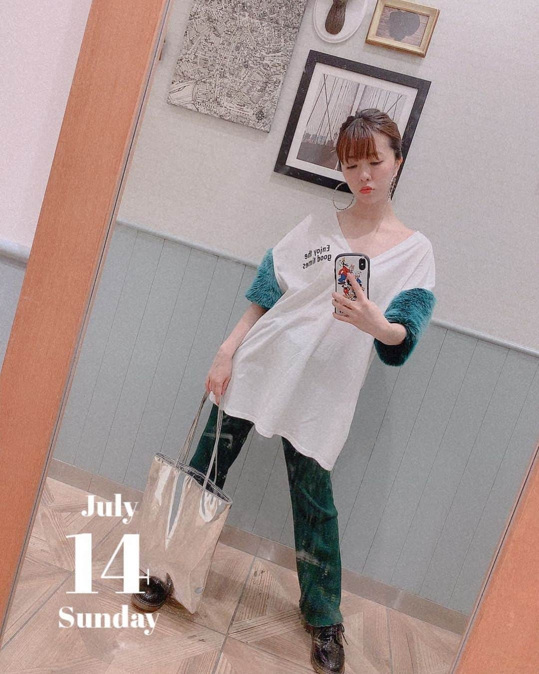 清水佐紀さんのインスタグラム写真 - (清水佐紀Instagram)「#coordinate . . tops... #zara pants... #jouetie  bag... #casselini . . "そのトップス可愛い" って言われることが多い。♡ . バッグとピアスは シルバー合わせ。」7月14日 22時00分 - saki___shimizu