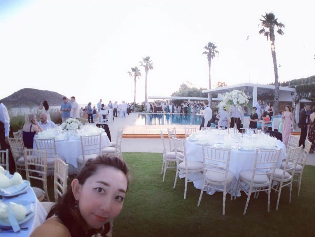 Rie fuさんのインスタグラム写真 - (Rie fuInstagram)「Beautiful wedding by the Aegean Sea 🇬🇷💍🏖#Greece #wedding #love」7月14日 22時49分 - riefuofficial