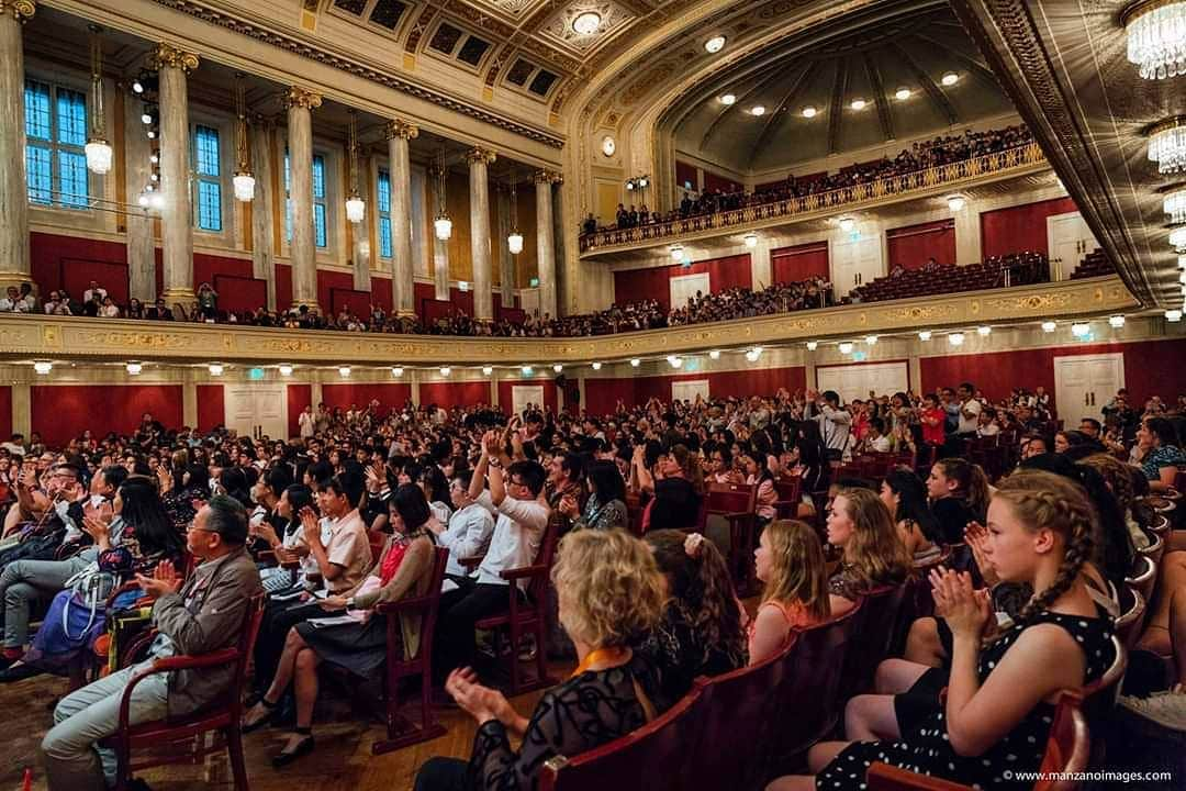 田中彩子さんのインスタグラム写真 - (田中彩子Instagram)「. #konzerthauswien #ayakotanaka @manzanoimages @scl_festival . #リハーサル #ウィーンコンツェルトハウス #田中彩子 #コンサート #青少年国際音楽フェスティバル #ユネスコ .」7月14日 23時02分 - ayakotanaka_instaofficial