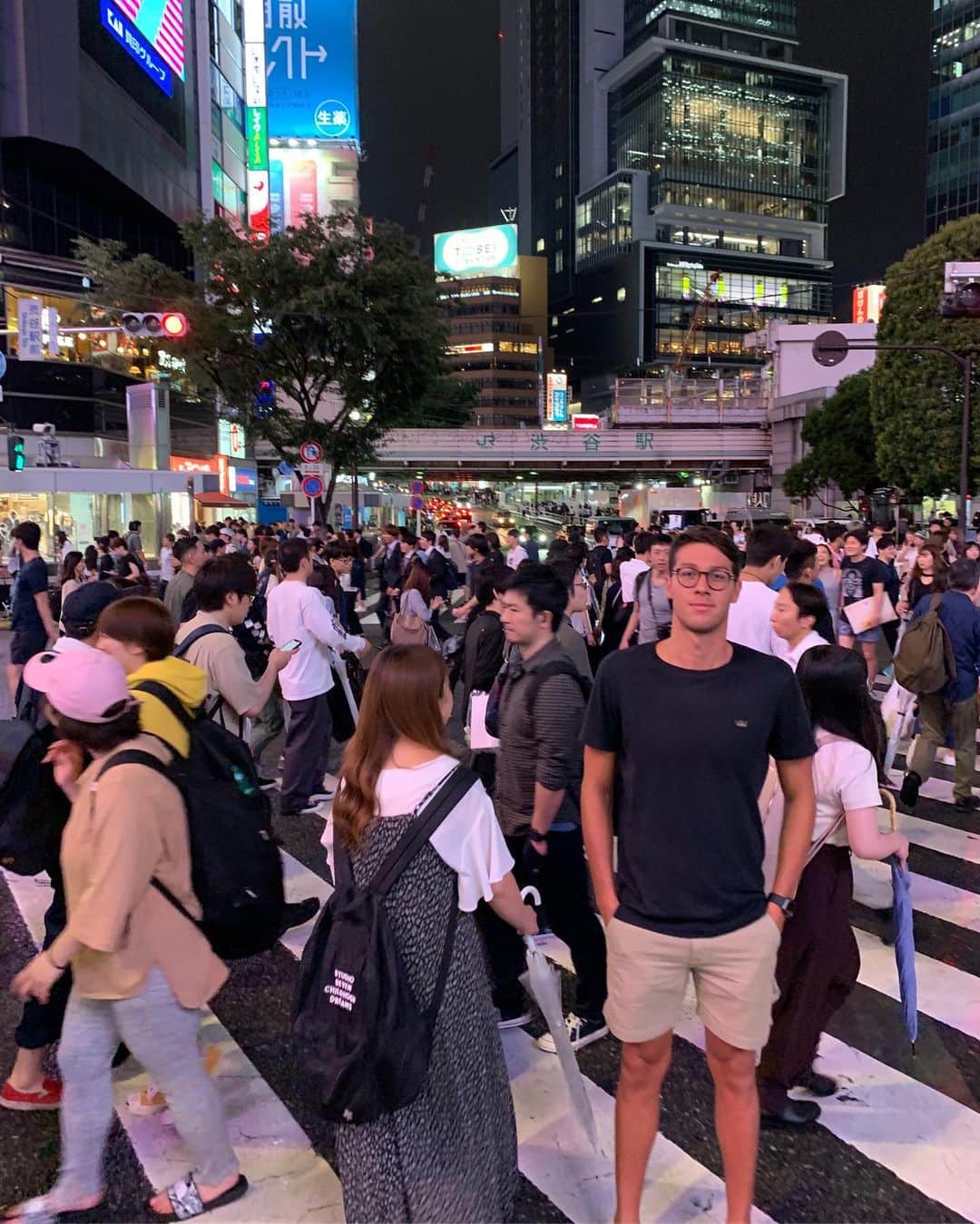 ブランドン・アルメイダさんのインスタグラム写真 - (ブランドン・アルメイダInstagram)「Shibuya Crossing 🇯🇵」7月14日 23時14分 - brandonnalmeida