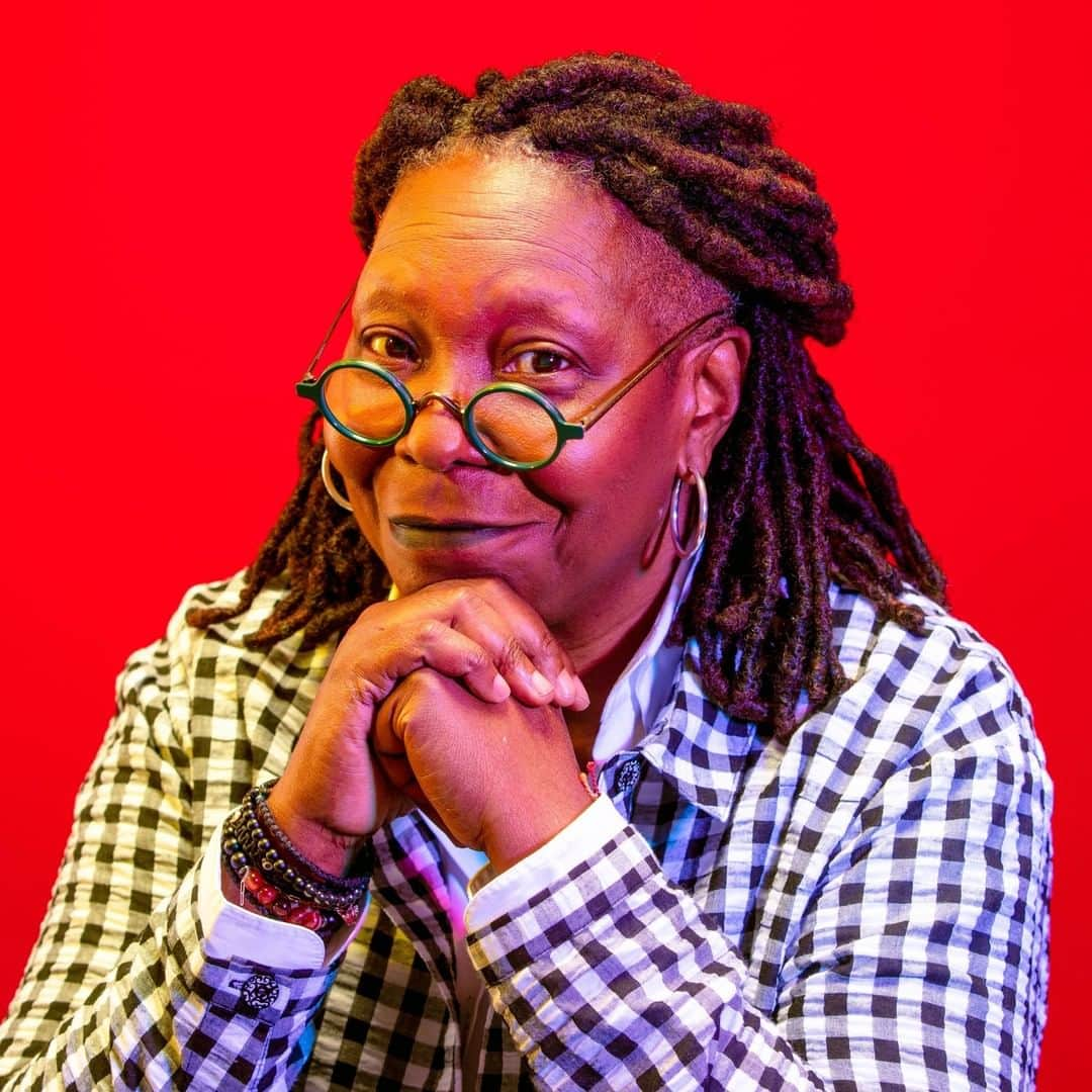 ニューヨーク・タイムズさんのインスタグラム写真 - (ニューヨーク・タイムズInstagram)「Whoopi Goldberg, at 63, has lived through more careers than most of her veteran peers in show business. She is the only black woman with an #EGOT (an Emmy, a Grammy, an Oscar and a Tony). She’s never eaten an egg. It’s been a winding path from her one-women comedy act to “The View.” But @whoopigoldberg disputes that she was ever on anything so clear as a path. “You can’t create a career,” she said. “It goes where it goes. In fact, for a long time, people could not figure out how I actually got a career.” She smiled. “Which is a bit of a put-down.” @mamadivisuals shot this photo. Read more from @nytmag at the link in our bio.」7月14日 23時31分 - nytimes