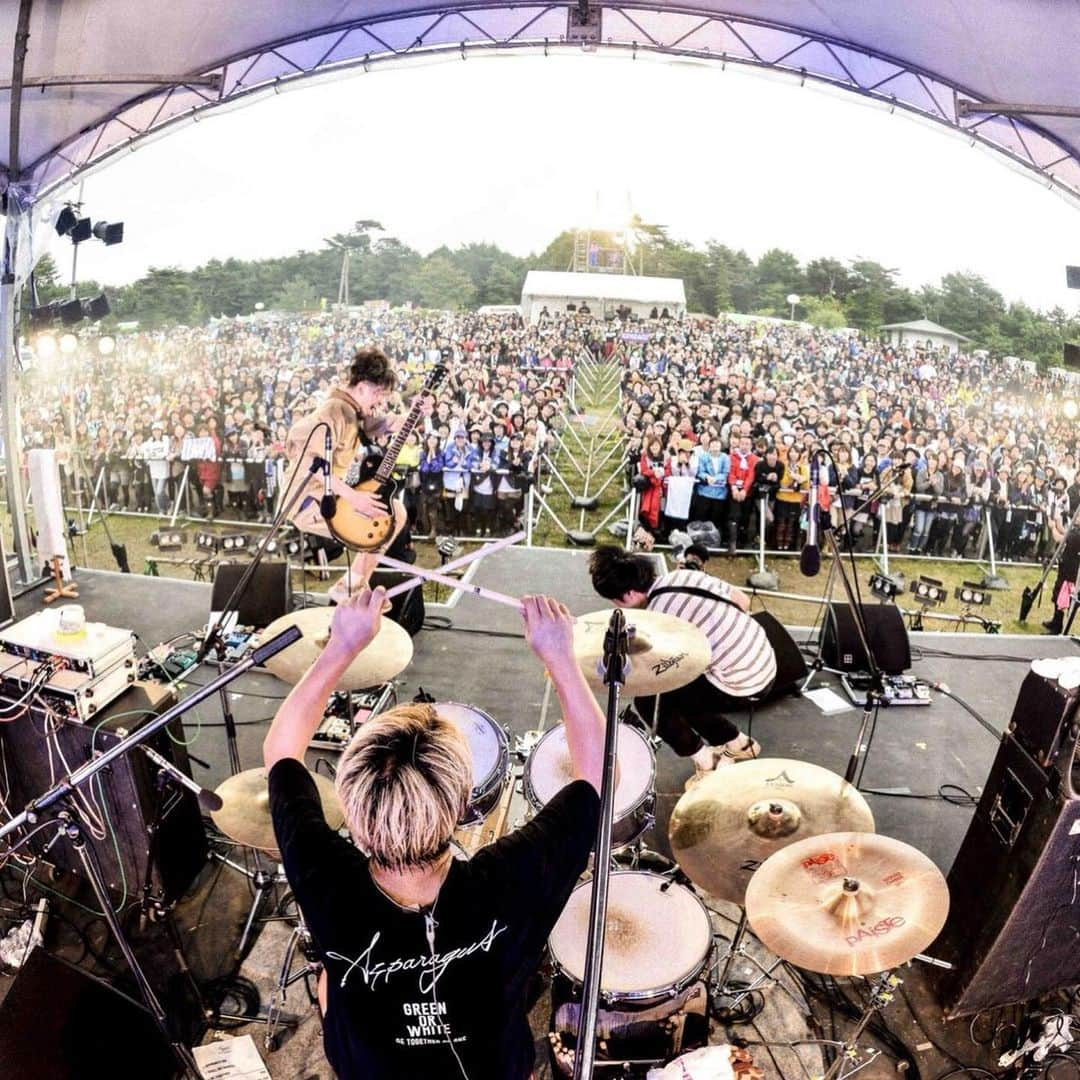 渡邊忍さんのインスタグラム写真 - (渡邊忍Instagram)「KESEN ROCK FESTIVAL 2019！ 今年もとってもゴキゲンな2日間をありがとうございました🤪🙌🏻✨ Photo by @ruihashimoto  #krf19」7月14日 23時51分 - watanabeshinobu